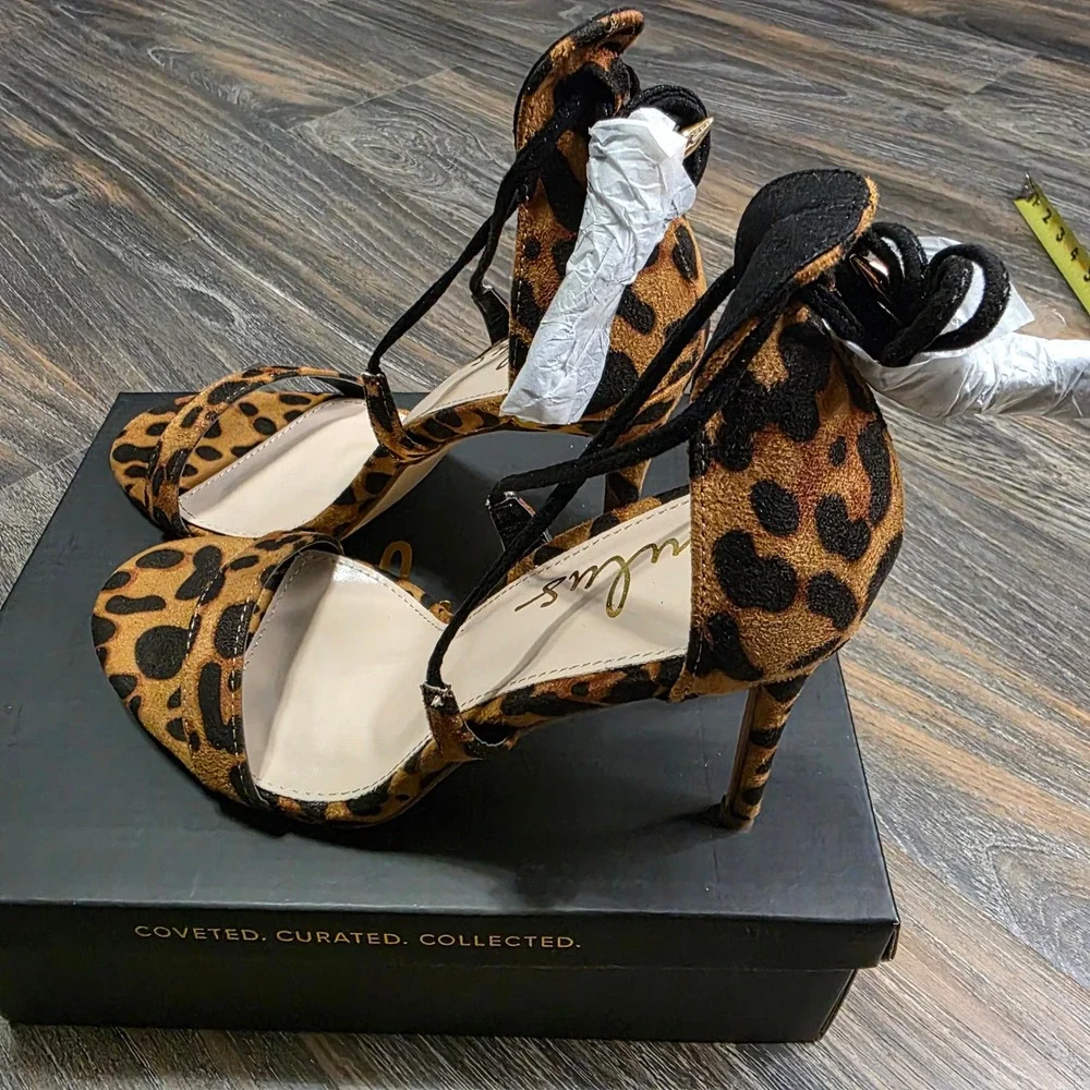 Lulus Aimee Leopard Suede Stiletto High‎ Heel Strappy Sandals Womens Size 7.5